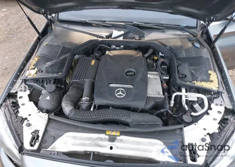 2017 Mercedes-Benz C 300 4Matic/Luxury 4Matic/Sport 4Matic из США, поврежденный, VIN 55SWF4KB3HU195859